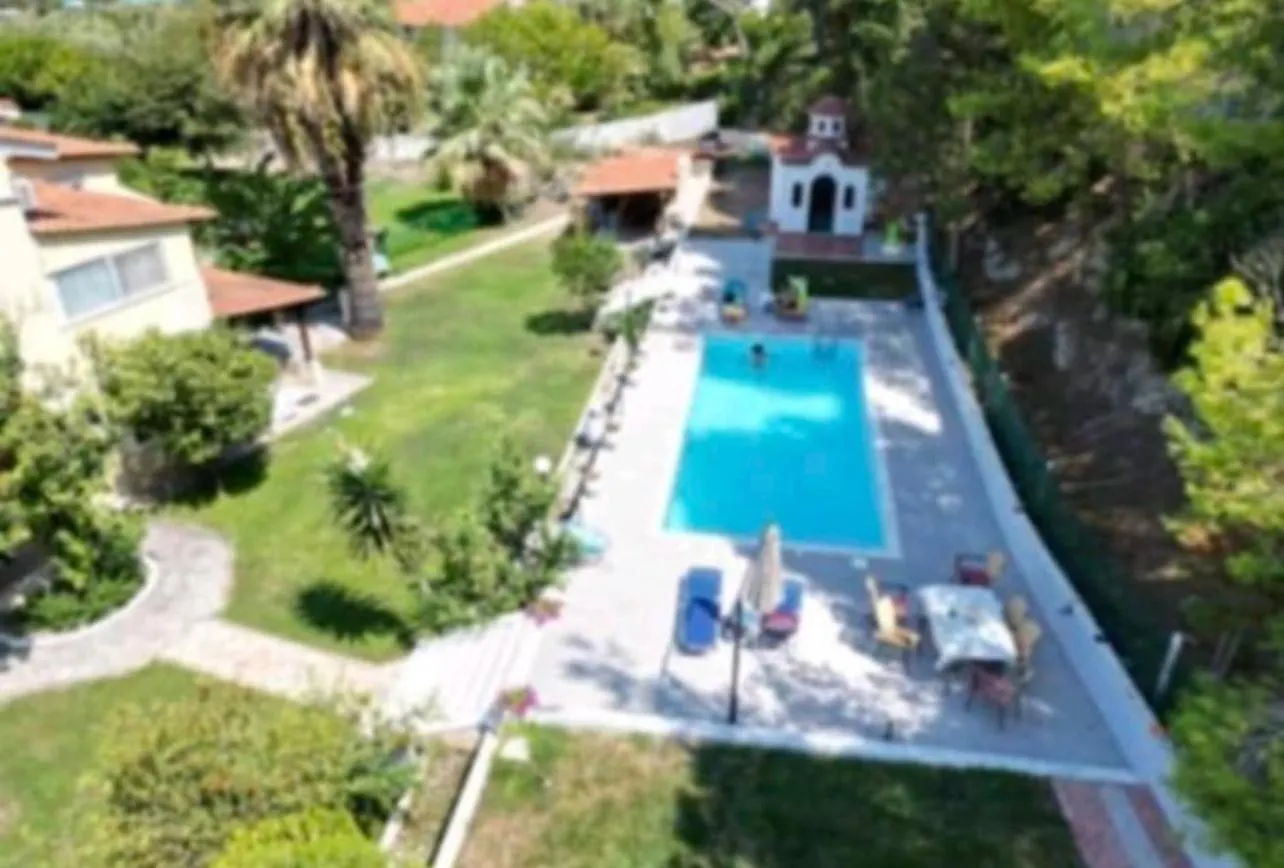 Posidi Pool Apartment location